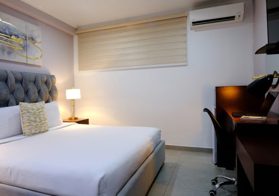 Standing Double room 1 King bed