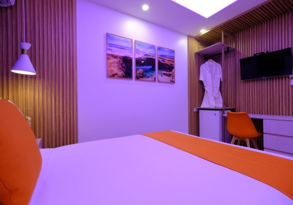 Double Room 1 queen bed